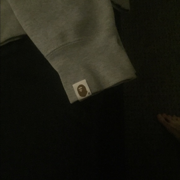 Bape sweater size large - Picture 4 of 5